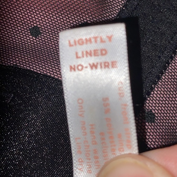 Cacique LIGHTLY LINED NO WIRE WO SIZE 44C Sheer Black and Pink Dot Bra. CLEAN - Picture 3 of 11